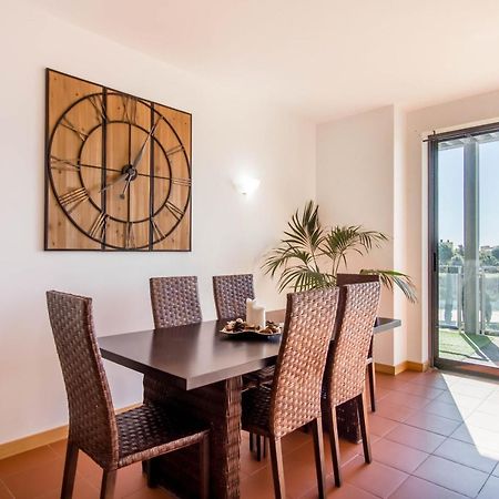 Superbe Appartement Spacieux Avec Terrasse Vue Piscine Vilamoura Kültér fotó