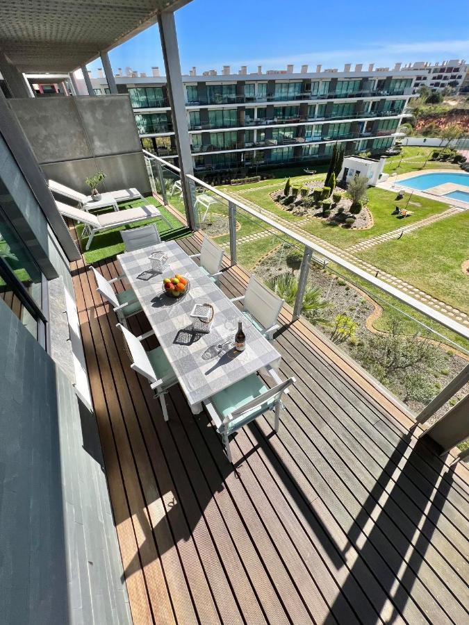 Superbe Appartement Spacieux Avec Terrasse Vue Piscine Vilamoura Kültér fotó